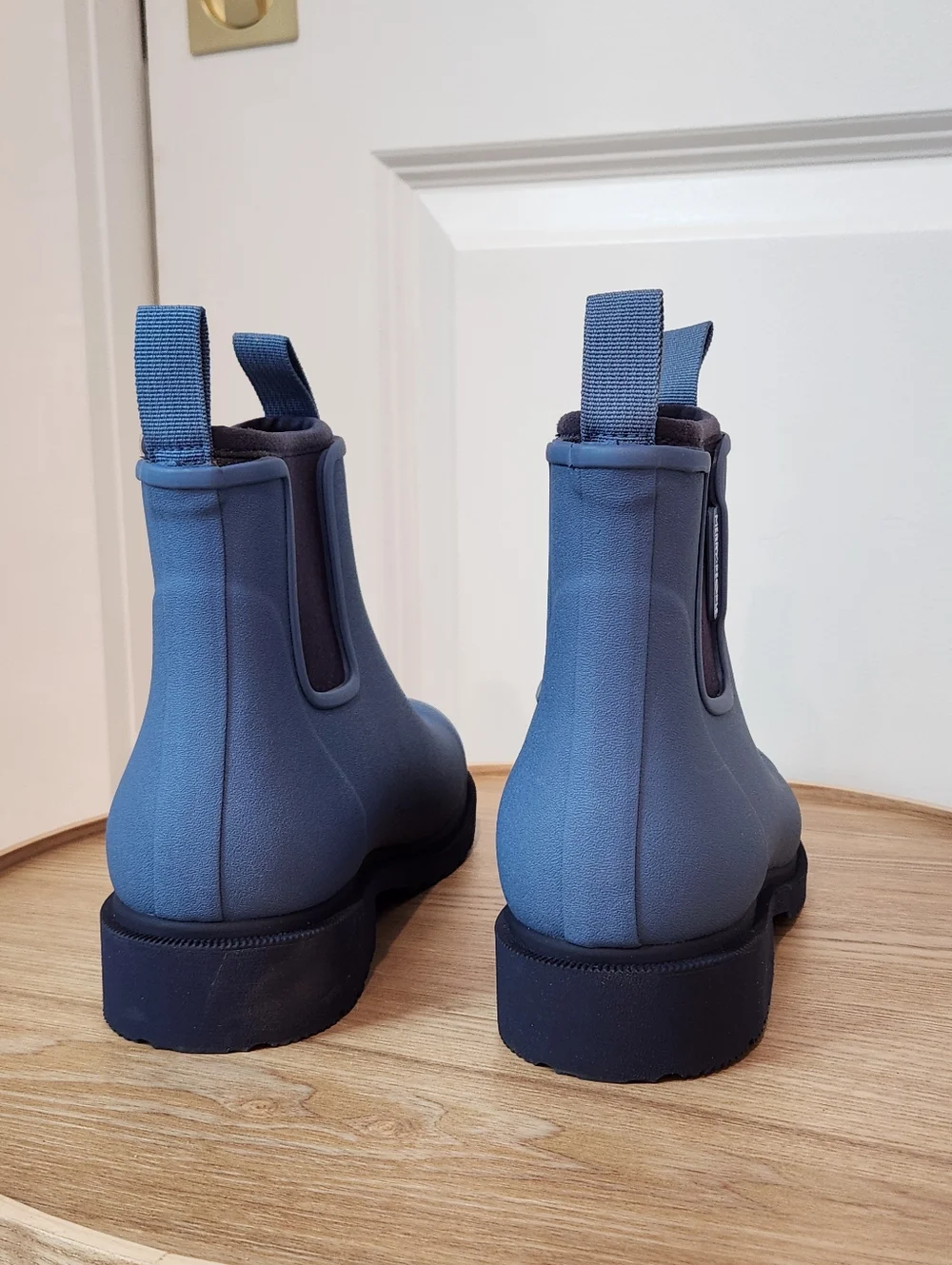 Merry People NEW Blue Chelsea Rain Boots with Pull Tabs Size 7 - Picture 4 of 8